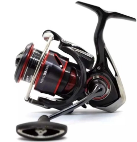 Котушка Daiwa 20 Fuego LT 2500